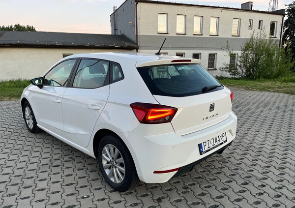 Seat Ibiza cena 41500 przebieg: 120300, rok produkcji 2018 z Pisz małe 121